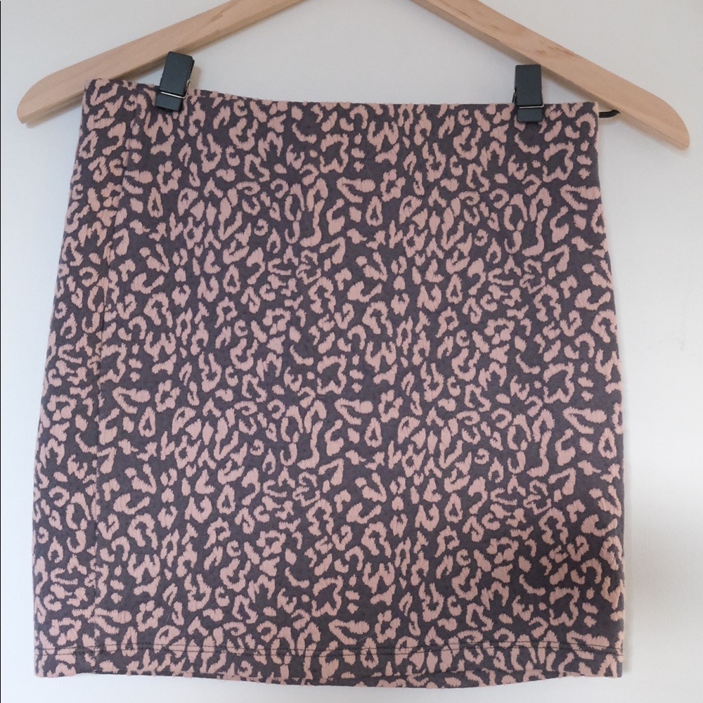 Bodycon mini skirt